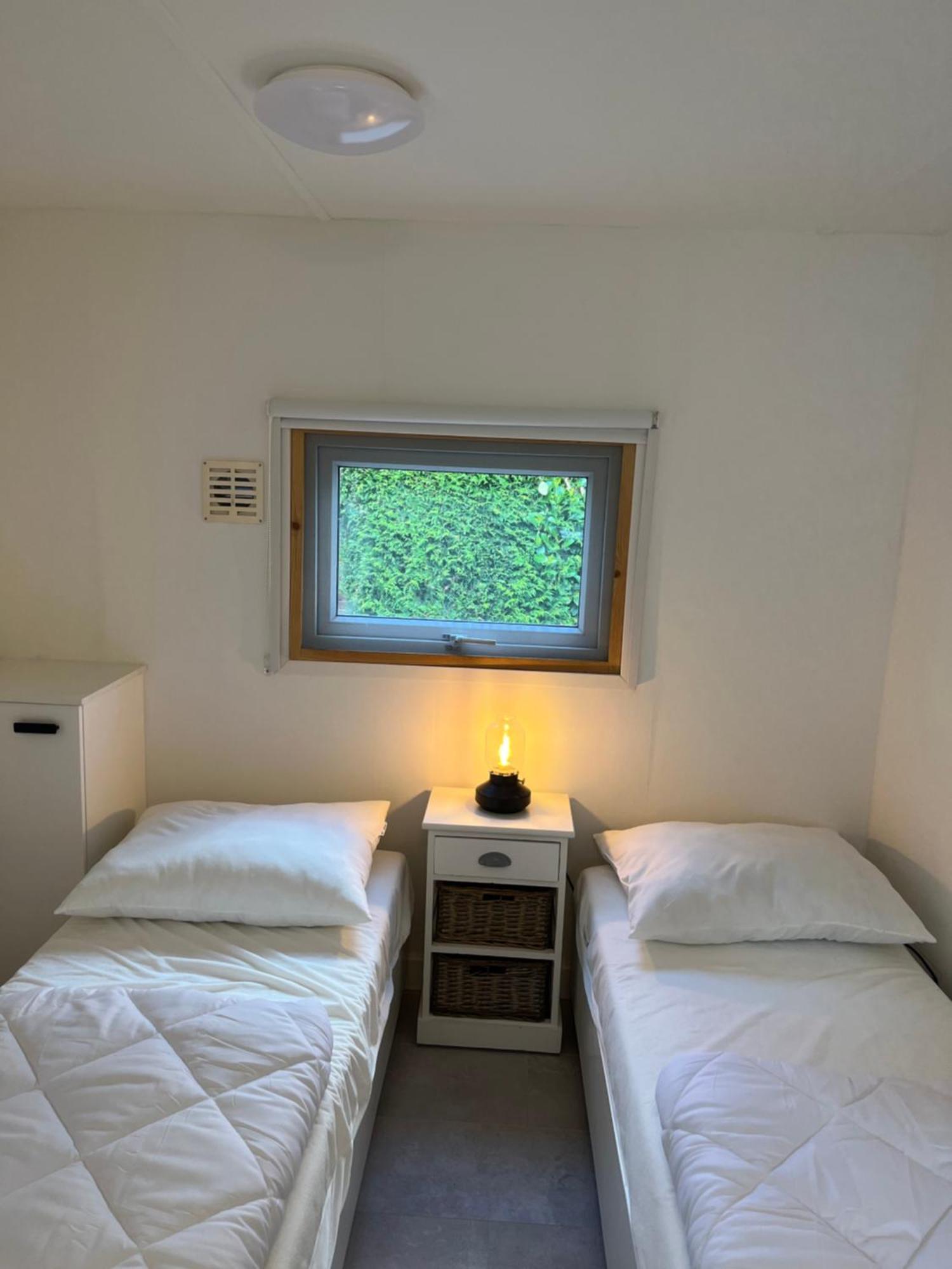 Modern Chalet In De Bossen Van De Veluwe Epe Luaran gambar